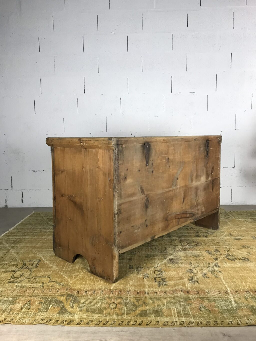 Large chest in natural wood Alpage Northern Italy - Image 14