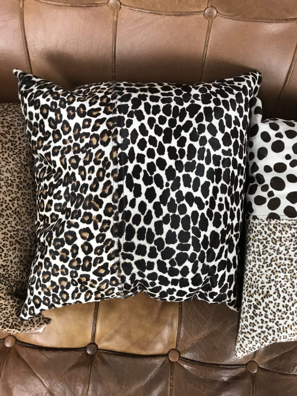 Lot de 5 coussins imprimés fauve – Image 4