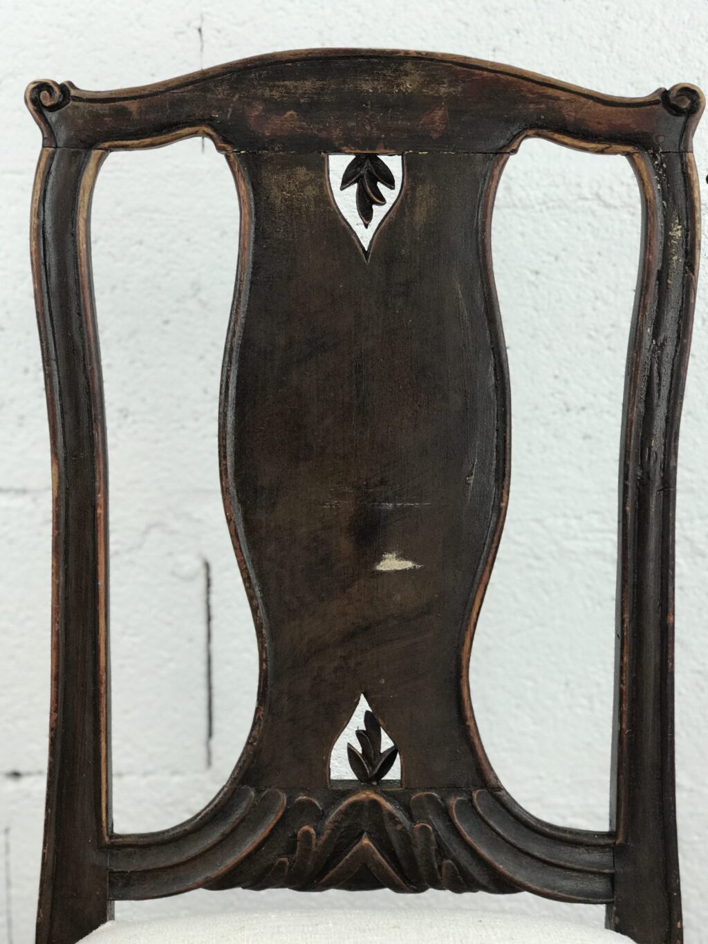 Chaise norvégienne en bois marron – Image 5