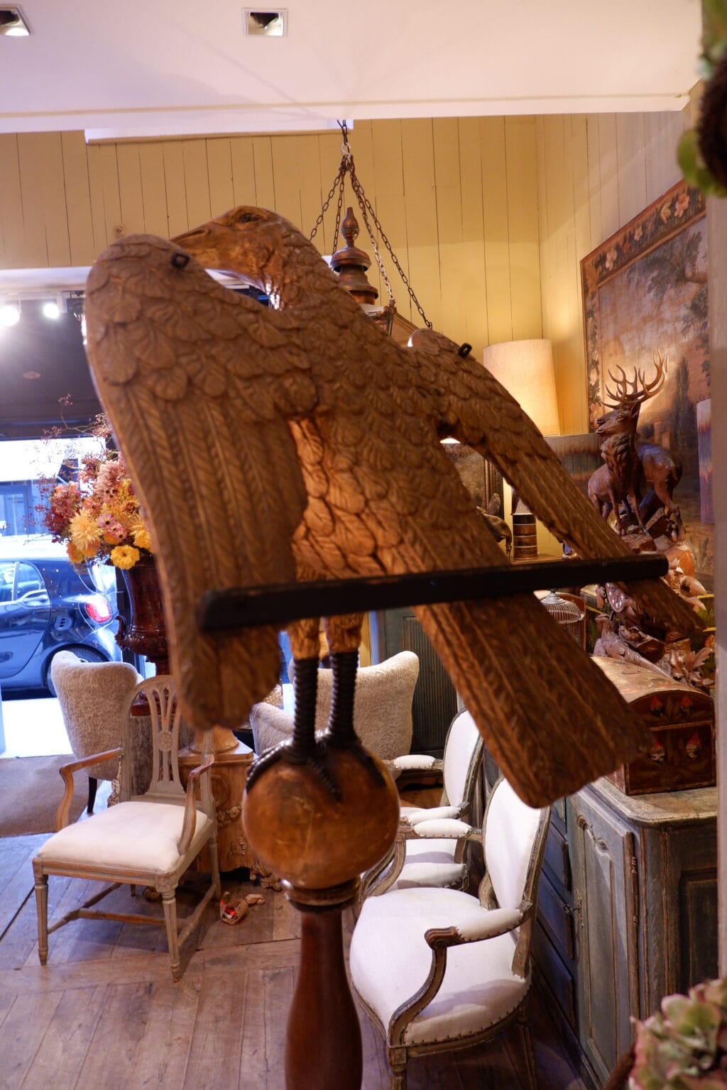 Grand pupitre à l'aigle en chêne sculpté et recouvert de feuille d'or - Allemagne XVIIIe – Image 4