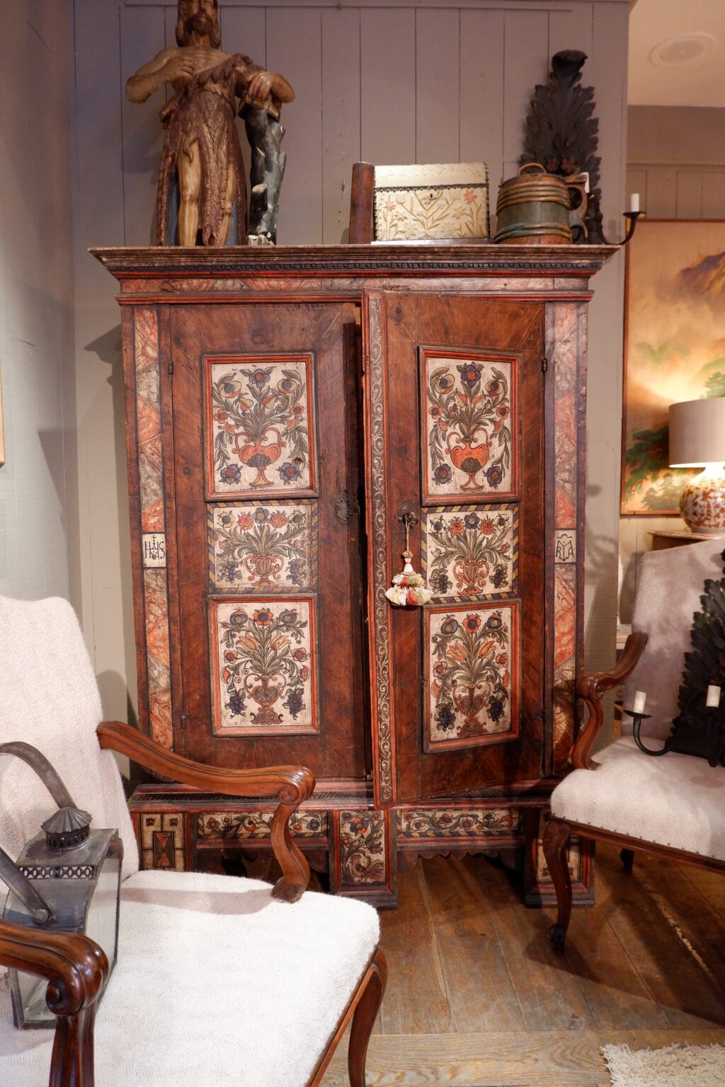 Grande armoire baroque décor polychrome -Italie du Nord- région Alpine ca.1800 – Image 2