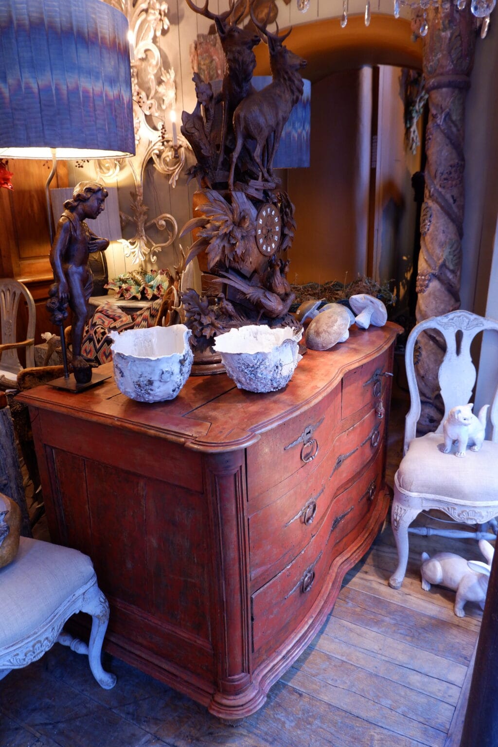 Grande commode 4 tiroirs patine rouge sang de boeuf - époque Louis XIV – Image 7