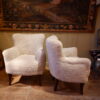 Paire de fauteuils recouverts de mouton beige sable - Suède ca.1950 – Image 4