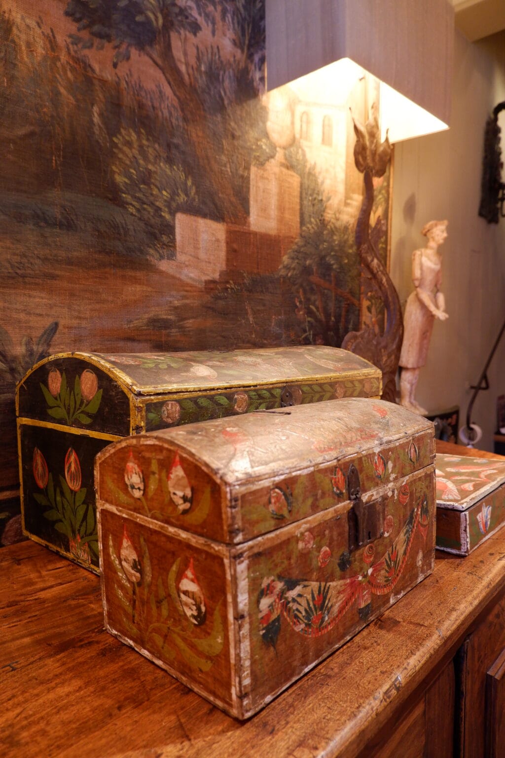 Coffres de mariage en bois peint "Normandie" - Art populaire XIXe – Image 3