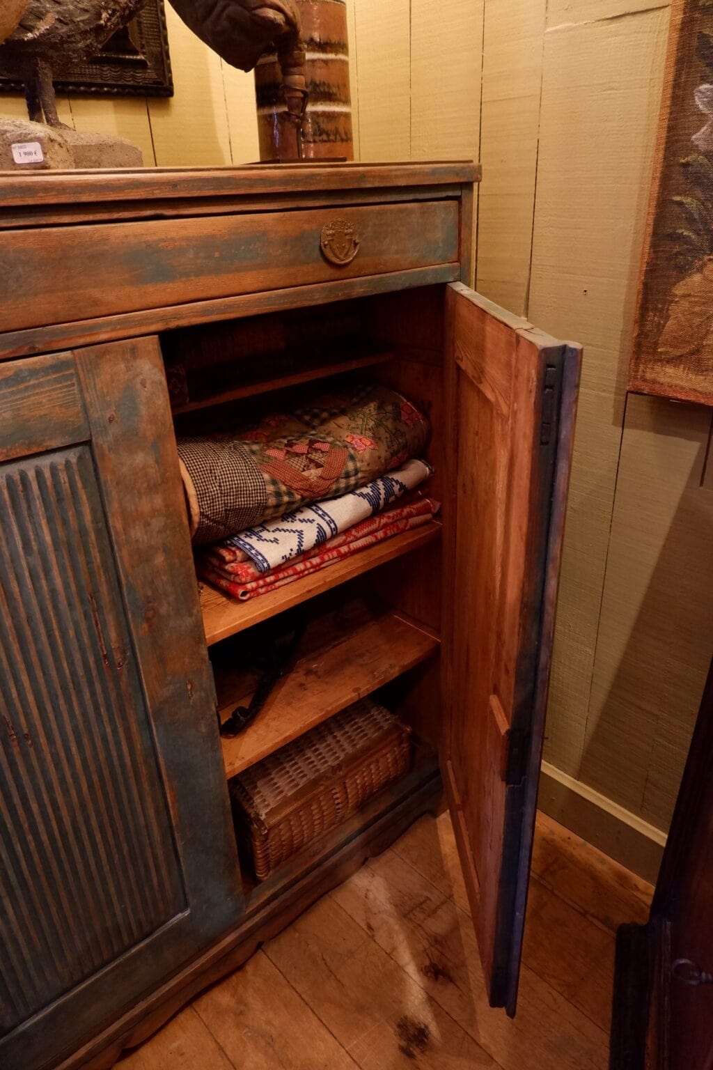 2-door Swedish sideboard, gadrooned decor with blue patina ca.1800 - Picture 6