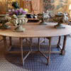 Grande table ovale "getleg" en chêne naturel - France ca.1900