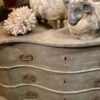 Très grande commode double galbe patine bleu pâle XIXe – Image 2