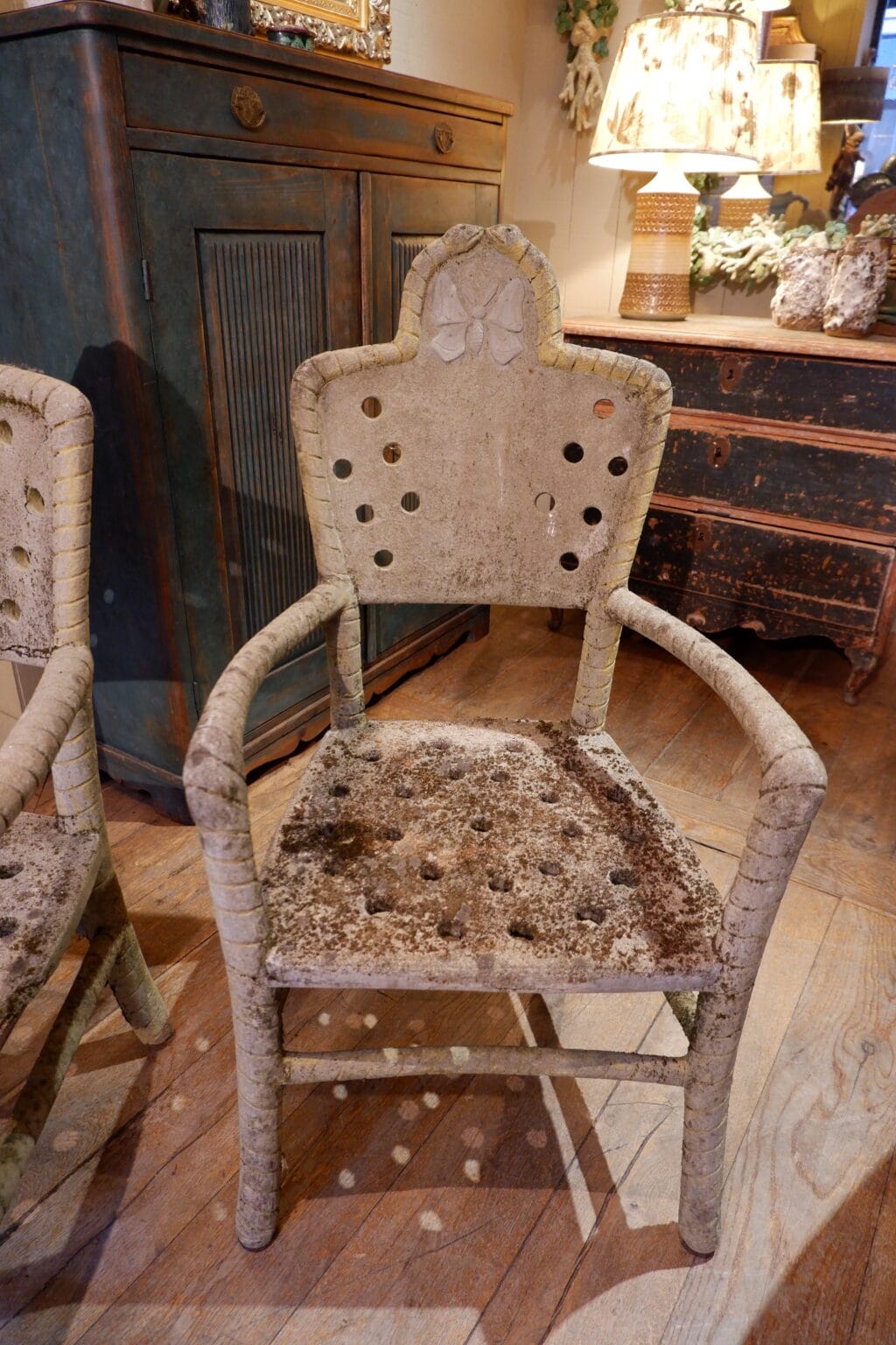 Pair of cement garden armchairs with butterfly back - Art Nouveau style ca.1900 - Image 3