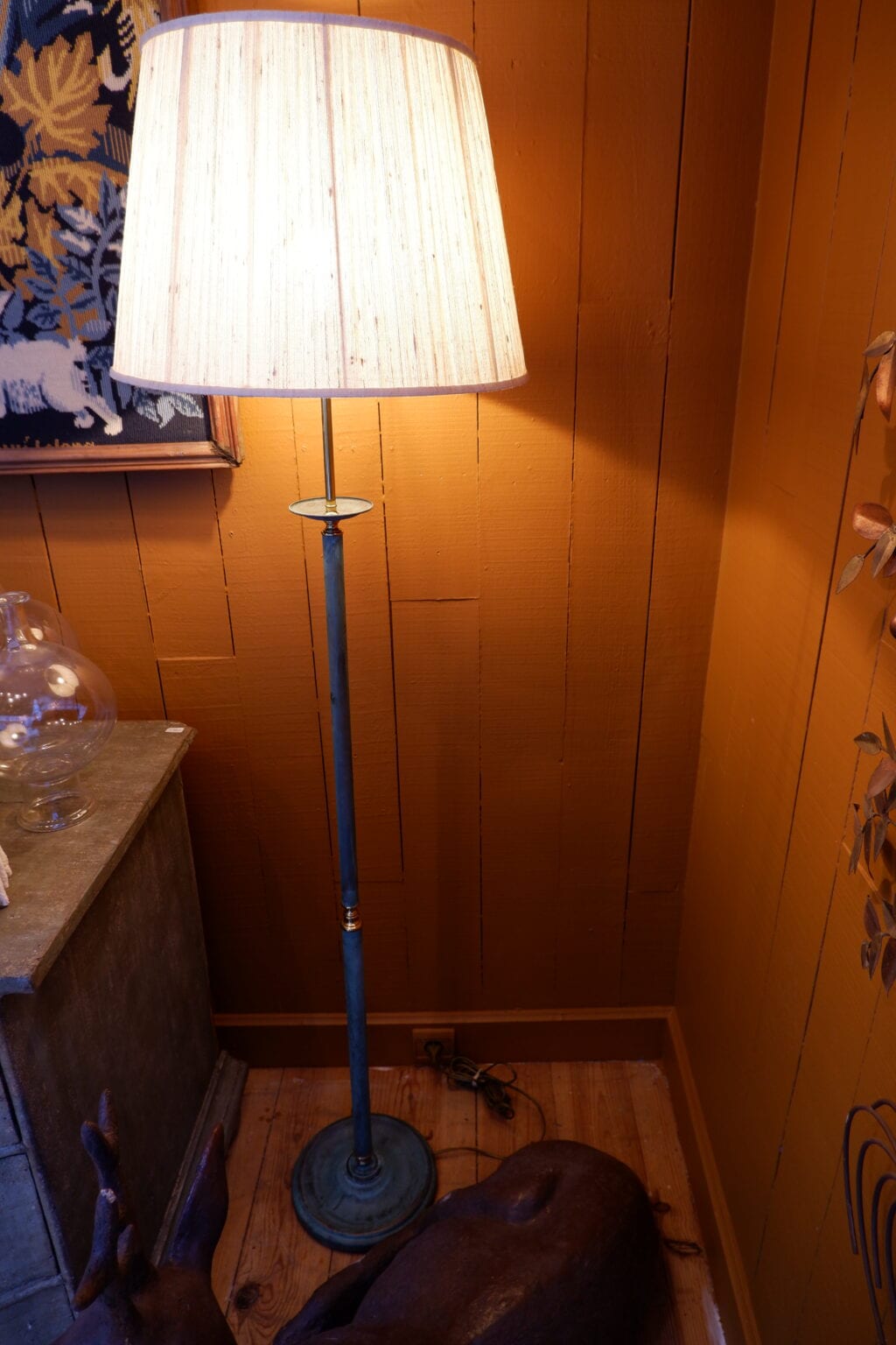 Paire de lampadaires Suédois patine vert de gris + A/J soie sauvage naturelle ca.1960 – Image 4