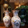 Paire de vases "aux Chinois" motifs fixés sous-verre - Italie région de Venise XIXe