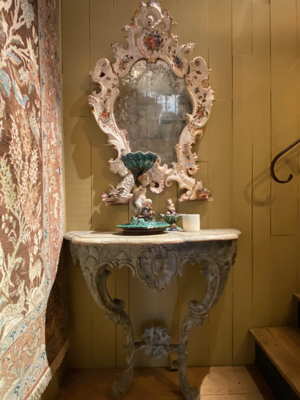 Console Suédoise en bois sculpté & peint décor faux marbre bleu pâle ca.1780 – Image 10