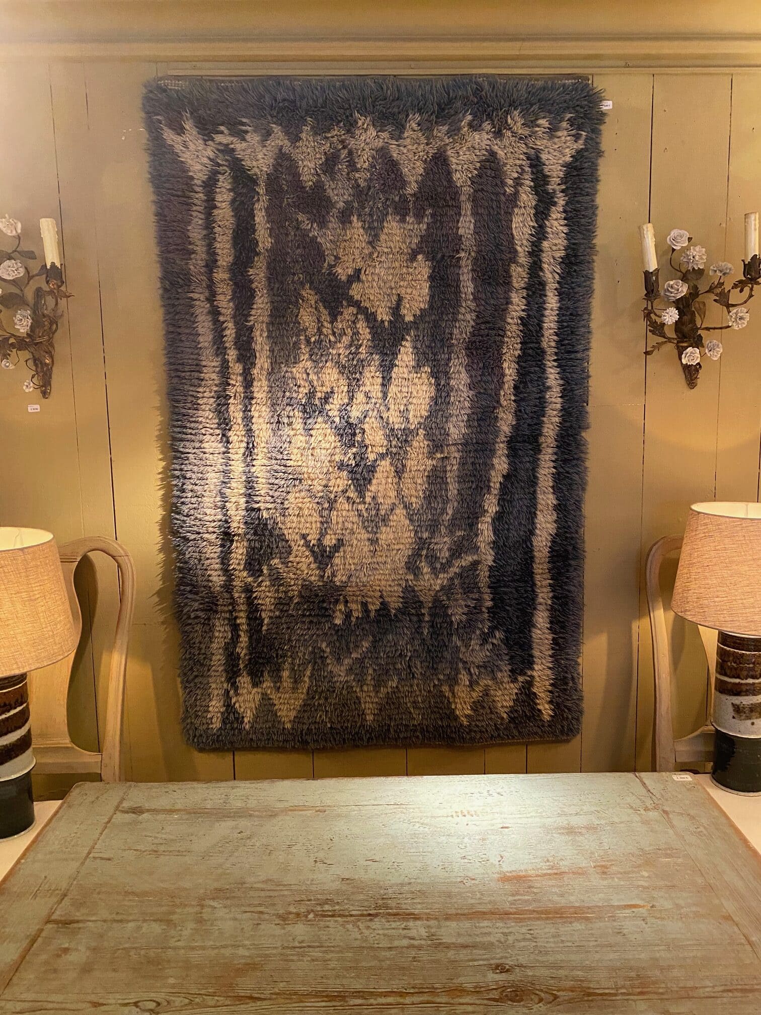 Tapis Rya gris bleu & motif ivoire – Finlande ca.1960