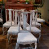 Suite de 6 chaises gustaviennes patine blanc/gris d'origine- Suède ca.1800
