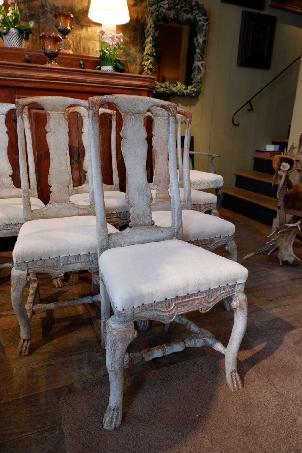 Suite de 6 chaises gustaviennes patine blanc/gris d&#039;origine- Suède ca.1800 – Image 3