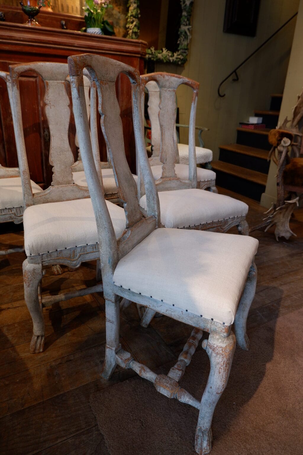 Suite de 6 chaises gustaviennes patine blanc/gris d&#039;origine- Suède ca.1800 – Image 5