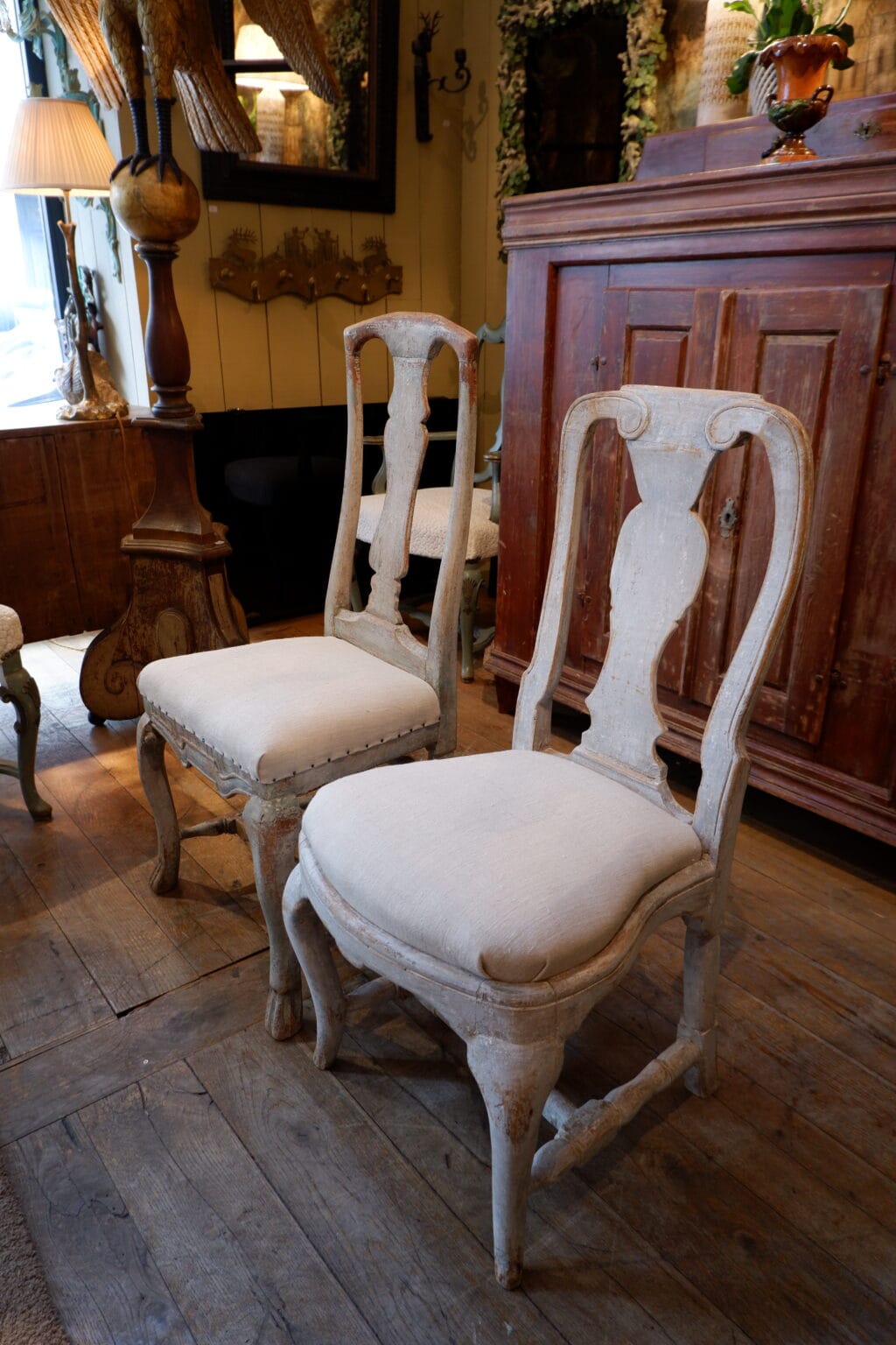 Suite de 6 chaises gustaviennes patine blanc/gris d&#039;origine- Suède ca.1800 – Image 7