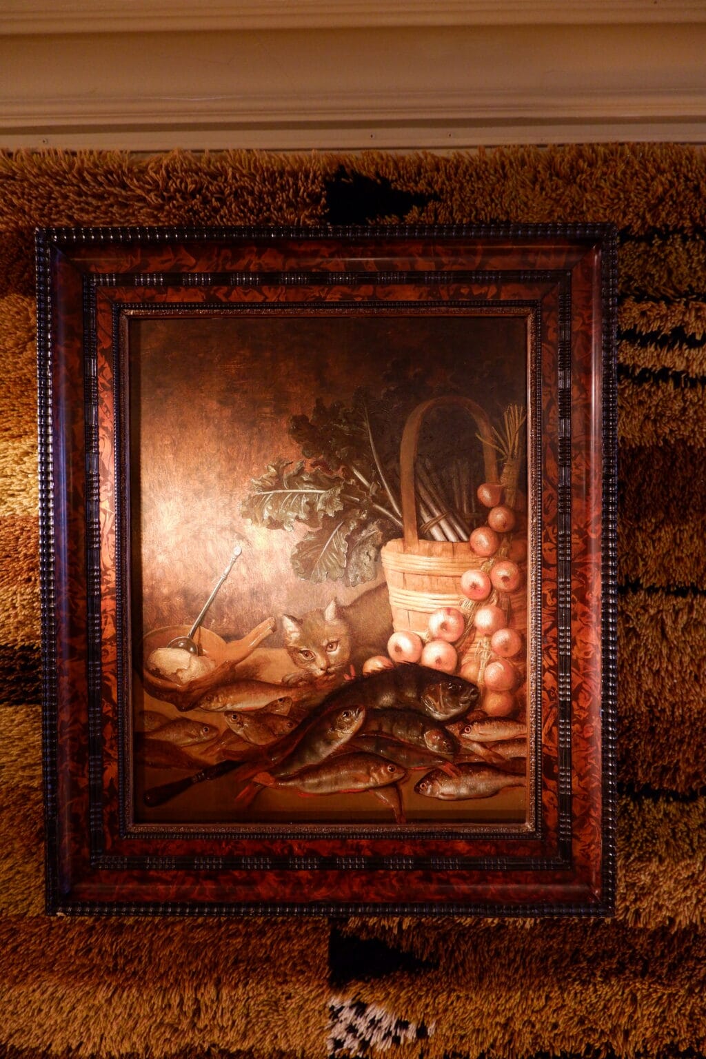 Huile sur bois nature morte au "chat, poissons et panier de légumes" - Italie XIXe – Image 8
