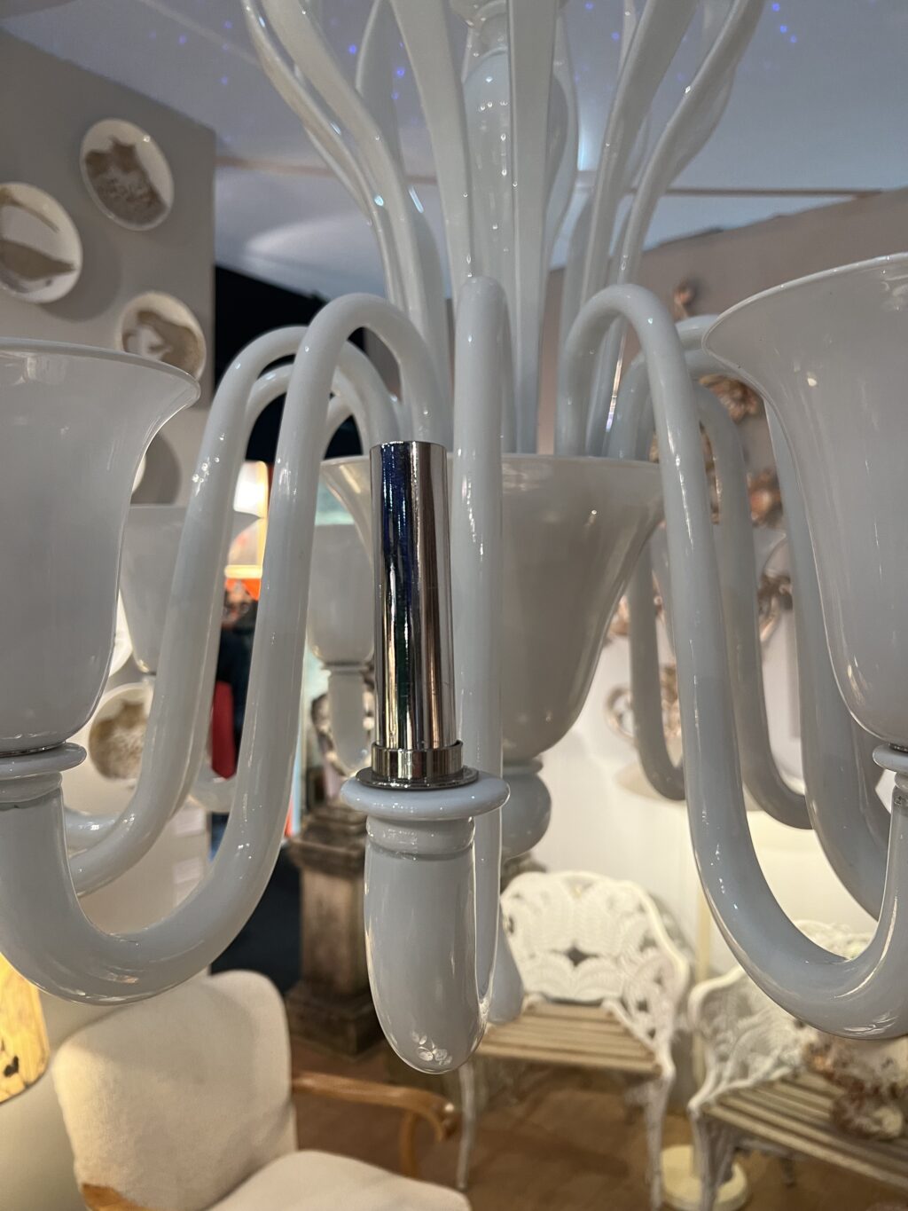 Lustre suspendu en verre blanc de Murano