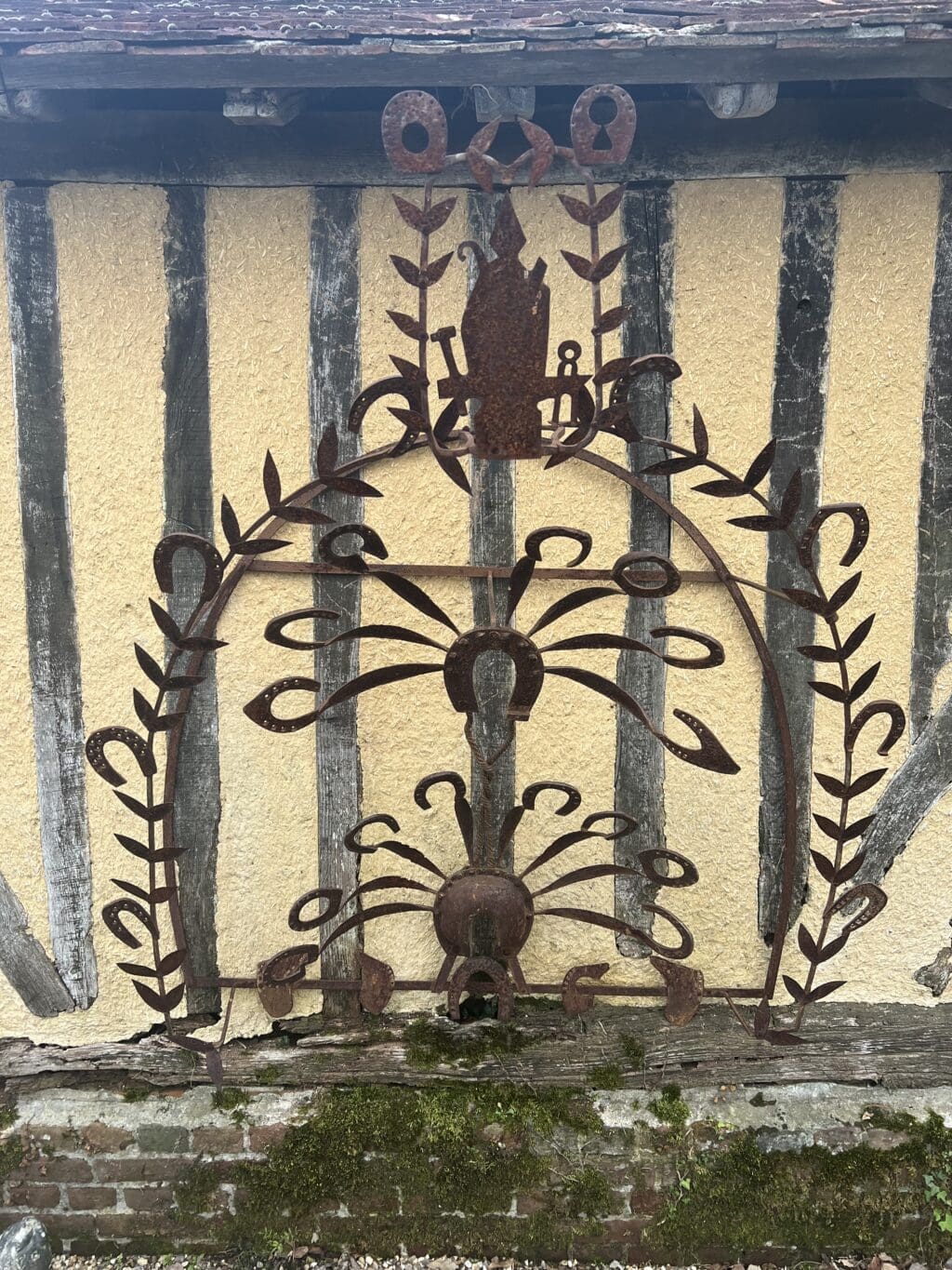 Grand bouquet de Saint-Éloi en fer forgé