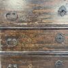 Nord de l’Italie, XVIIIe siècle – Commode en bois naturel avec finition en faux marbre