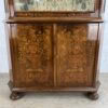 Petit vaisselier deux-corps en bois marqueté