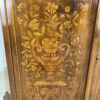 Petit vaisselier deux-corps en bois marqueté
