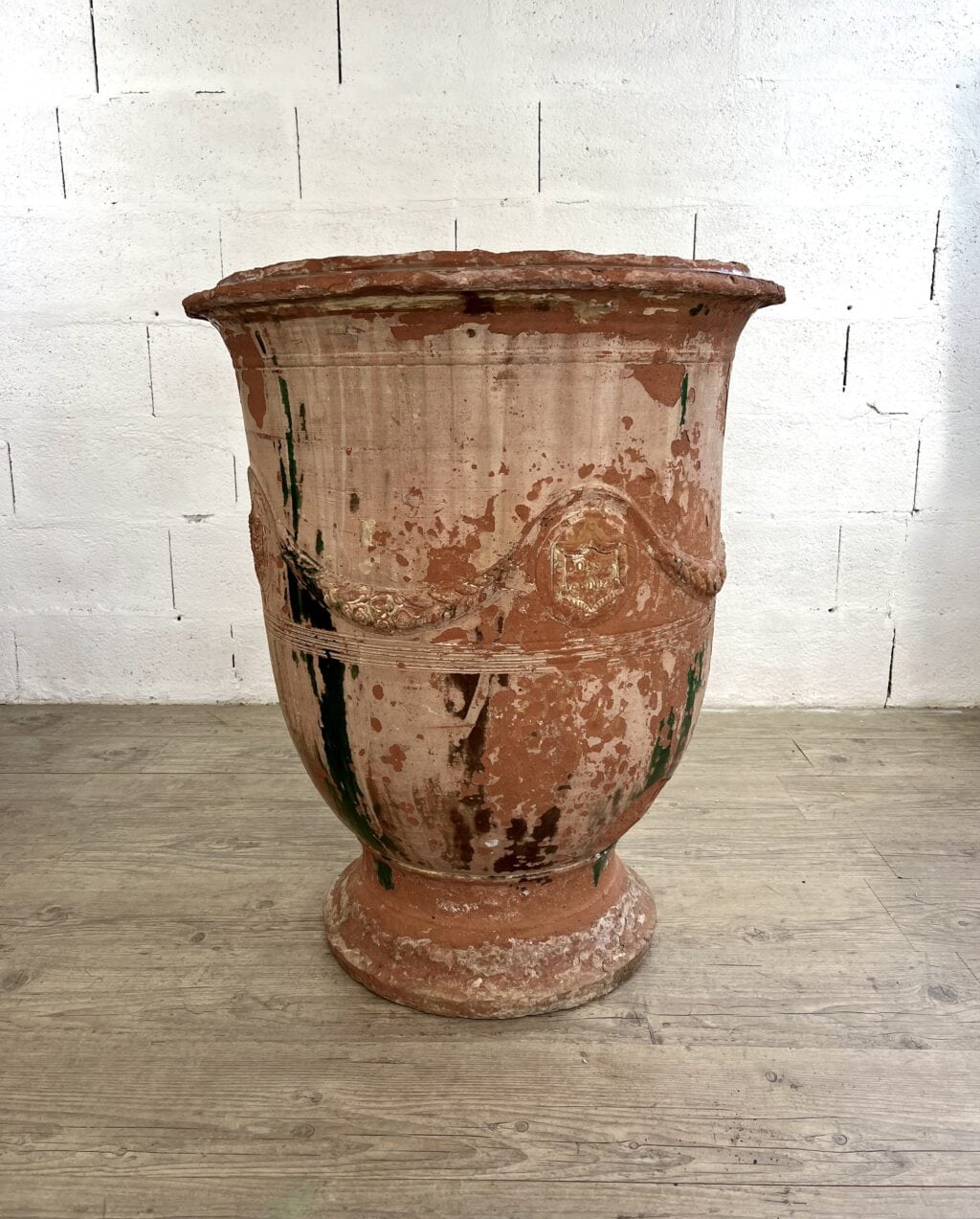 Ensemble de 2 urnes Anduze par la manufacture Boisset.