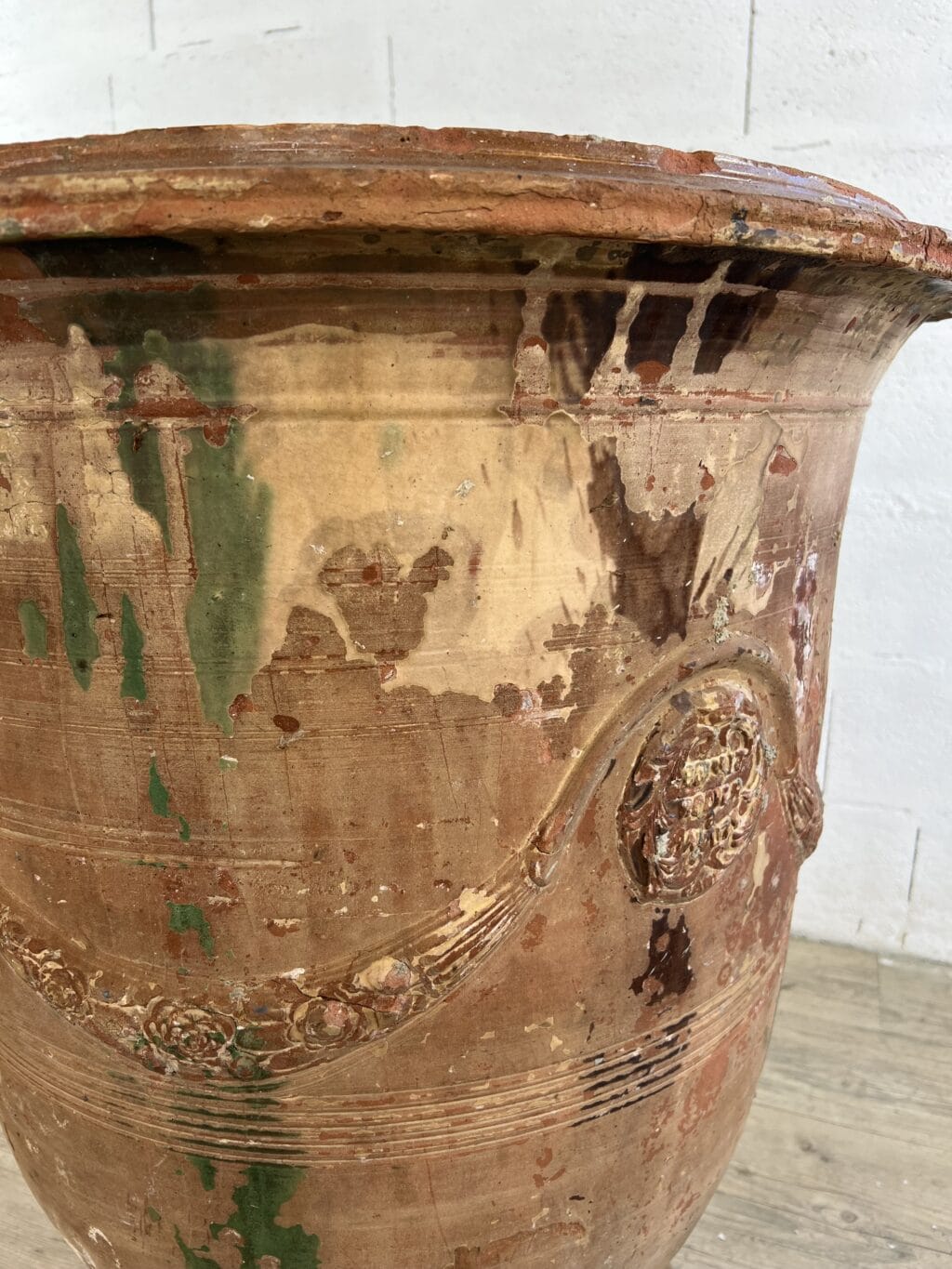 Ensemble de 2 urnes Anduze par la manufacture Boisset.