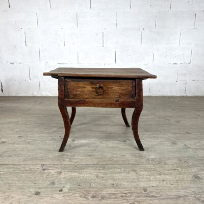 Table de Chevet Rococo suédois