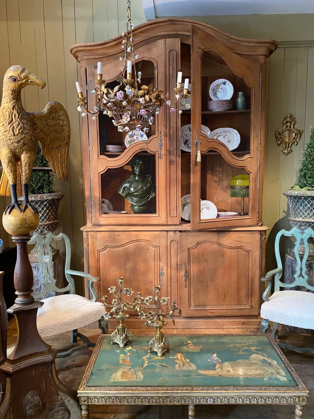 Grand meuble chêne sculpté & portes grillagées - France XVIIIe – Image 5