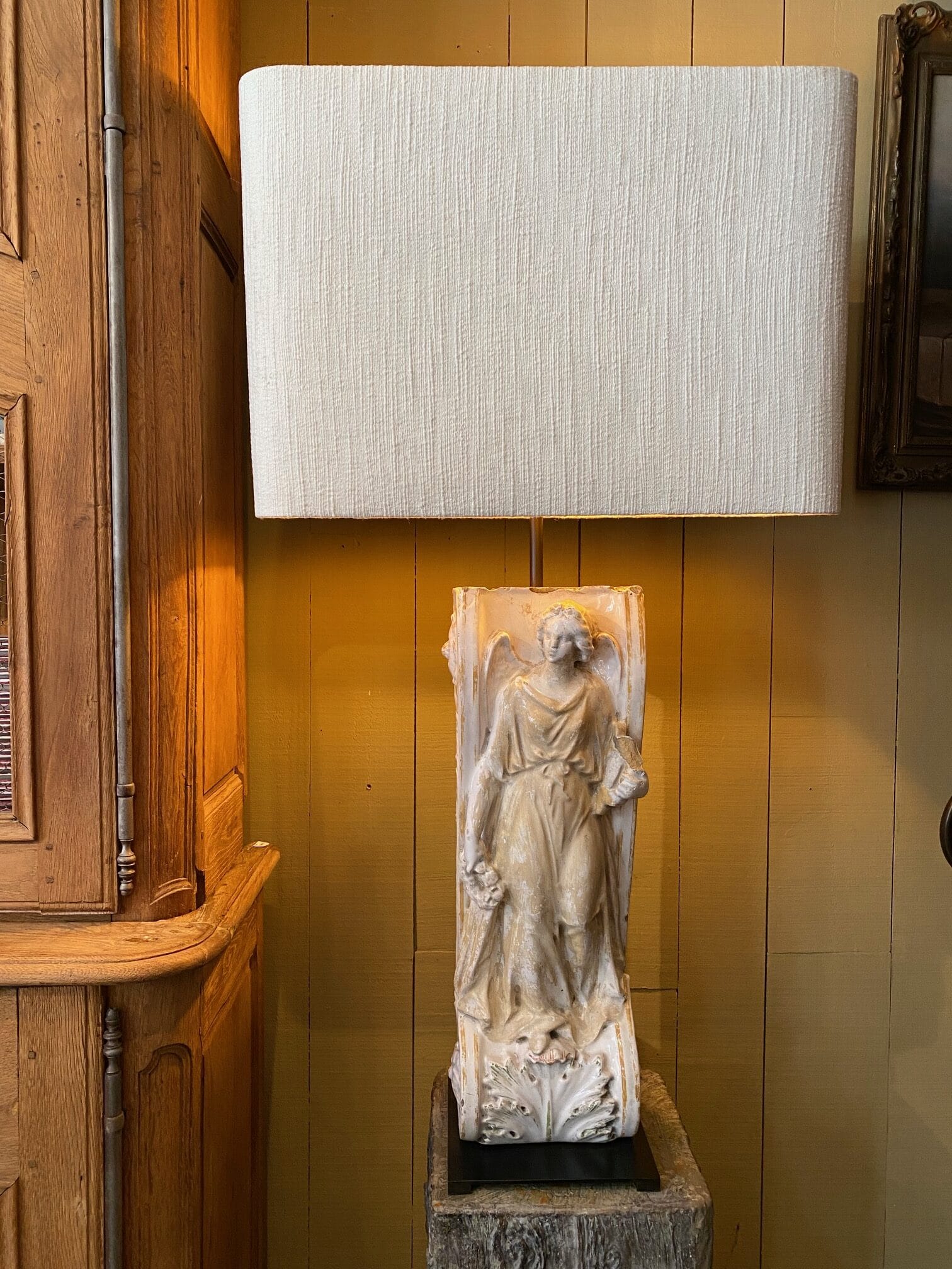 Paire de lampes en céramique blanche émaillée XIXe + AJ rectangles coins arrondis