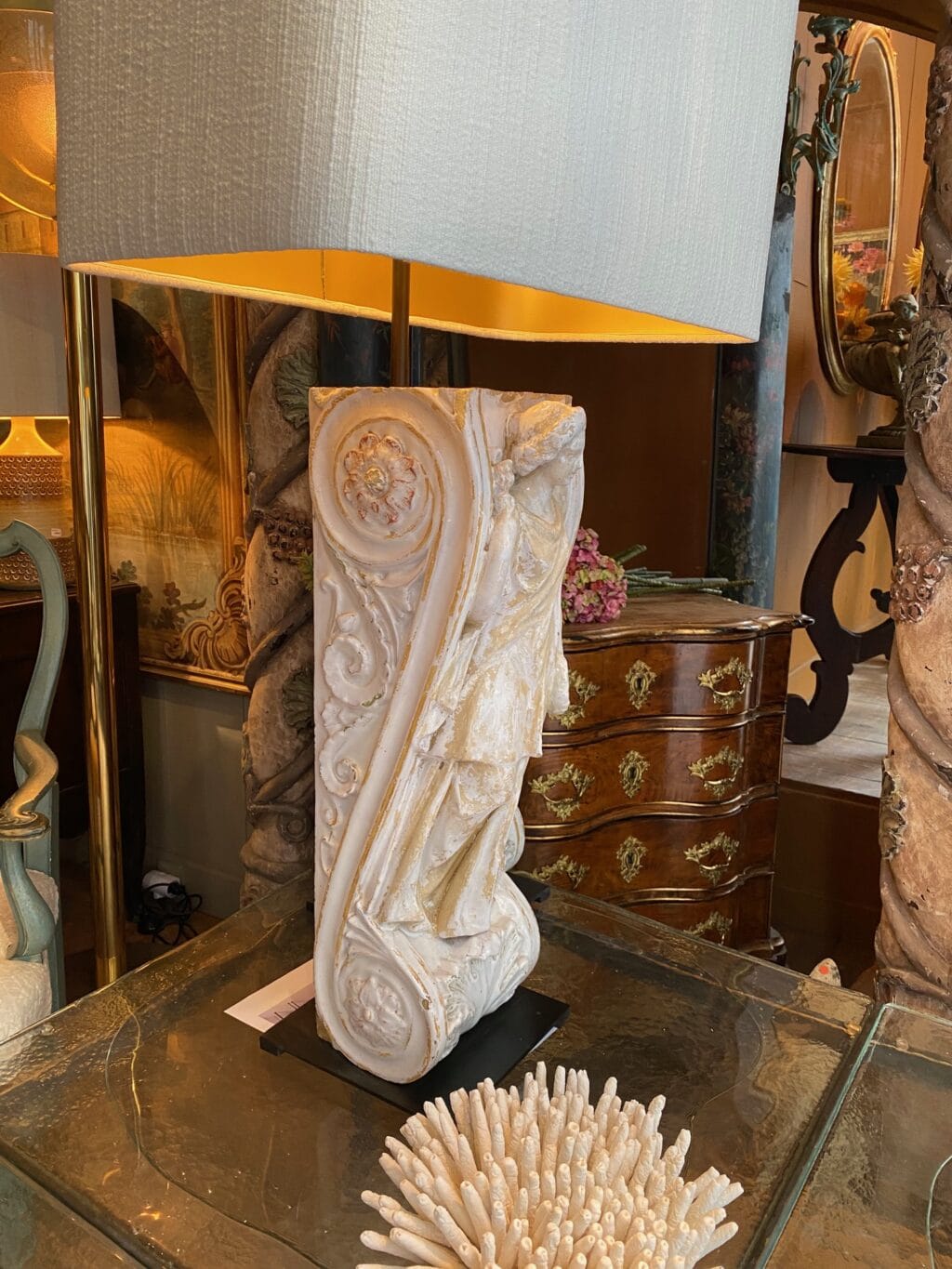 Paire de lampes en céramique blanche émaillée XIXe + AJ rectangles coins arrondis – Image 3
