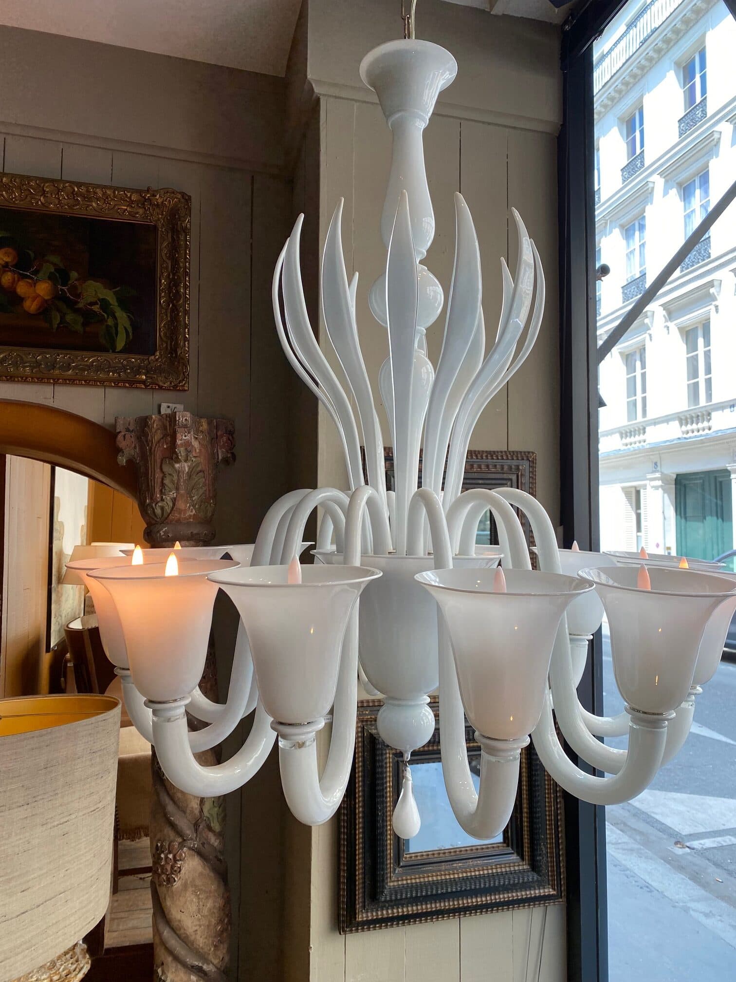 Grand lustre murano en verre soufflé blanc ca.1970