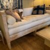 Banquette suédoise en bois sculpté & peint XIXe – Image 2