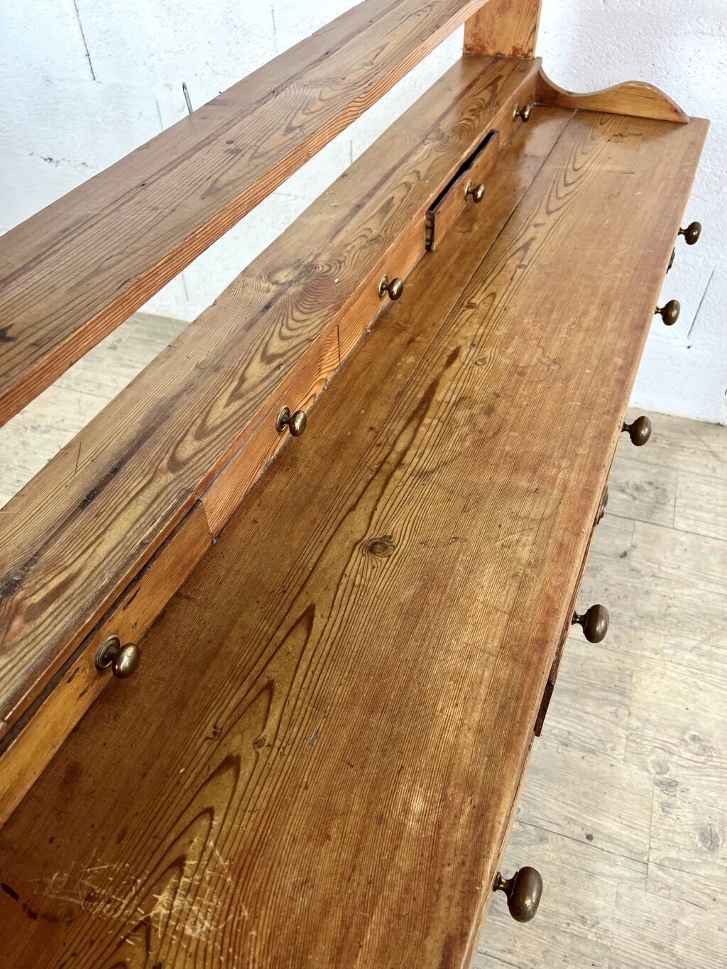 Vaisselier de ferme en bois naturel