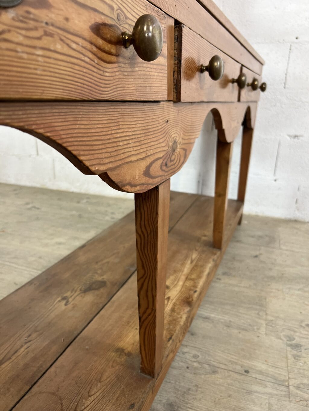 Vaisselier de ferme en bois naturel