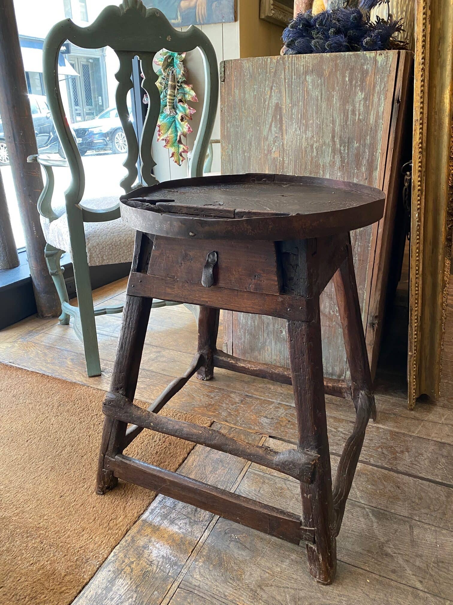 Table de cordonnier en bois et fer – Alpes XIXe