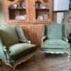 Paire de bergères Louis XV patine vert amande - Tissu velours – Image 9