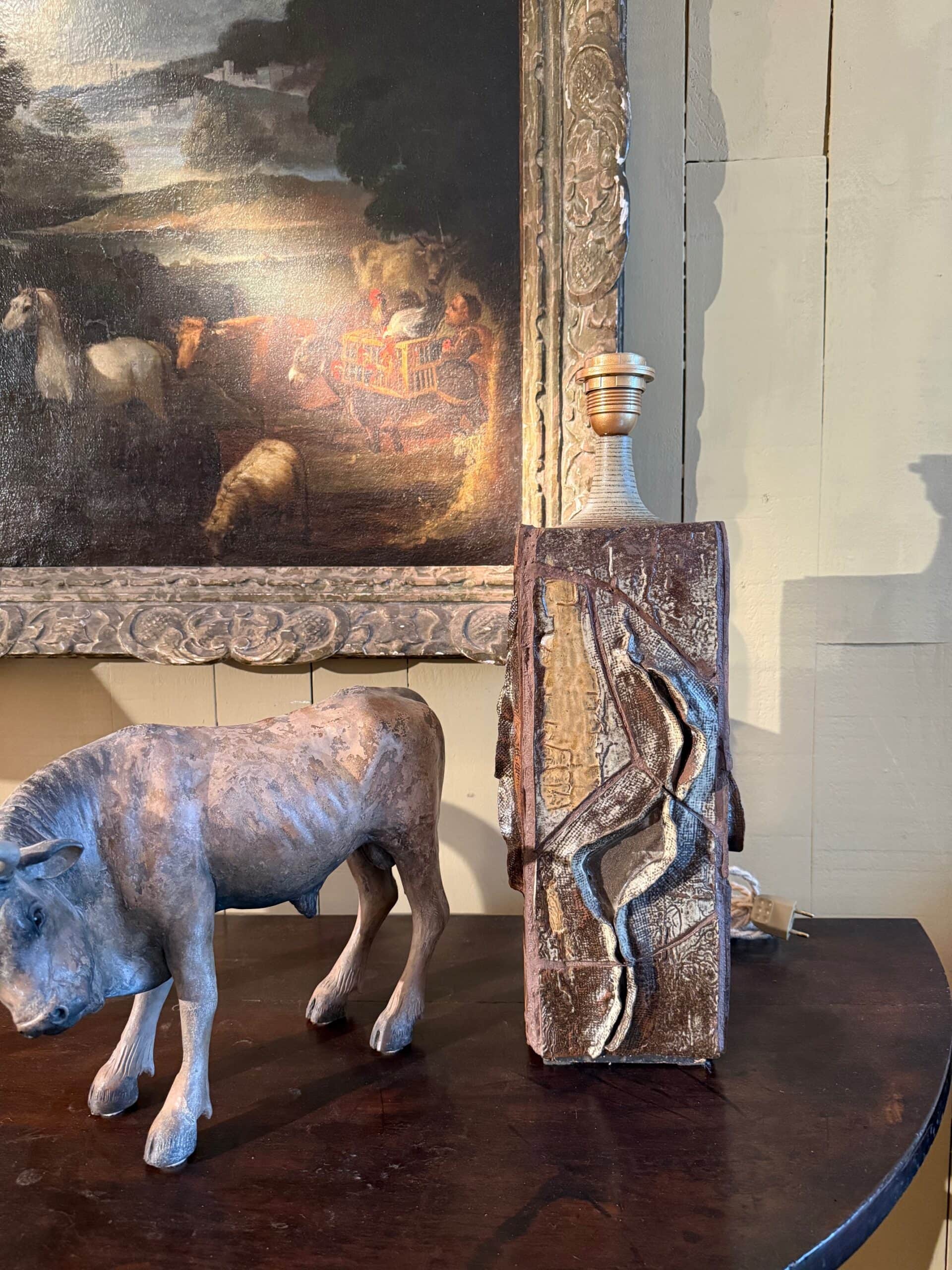 Grande lampe Danoise - grés sculpté en relief - Style brutaliste ca.1960 – Image 4