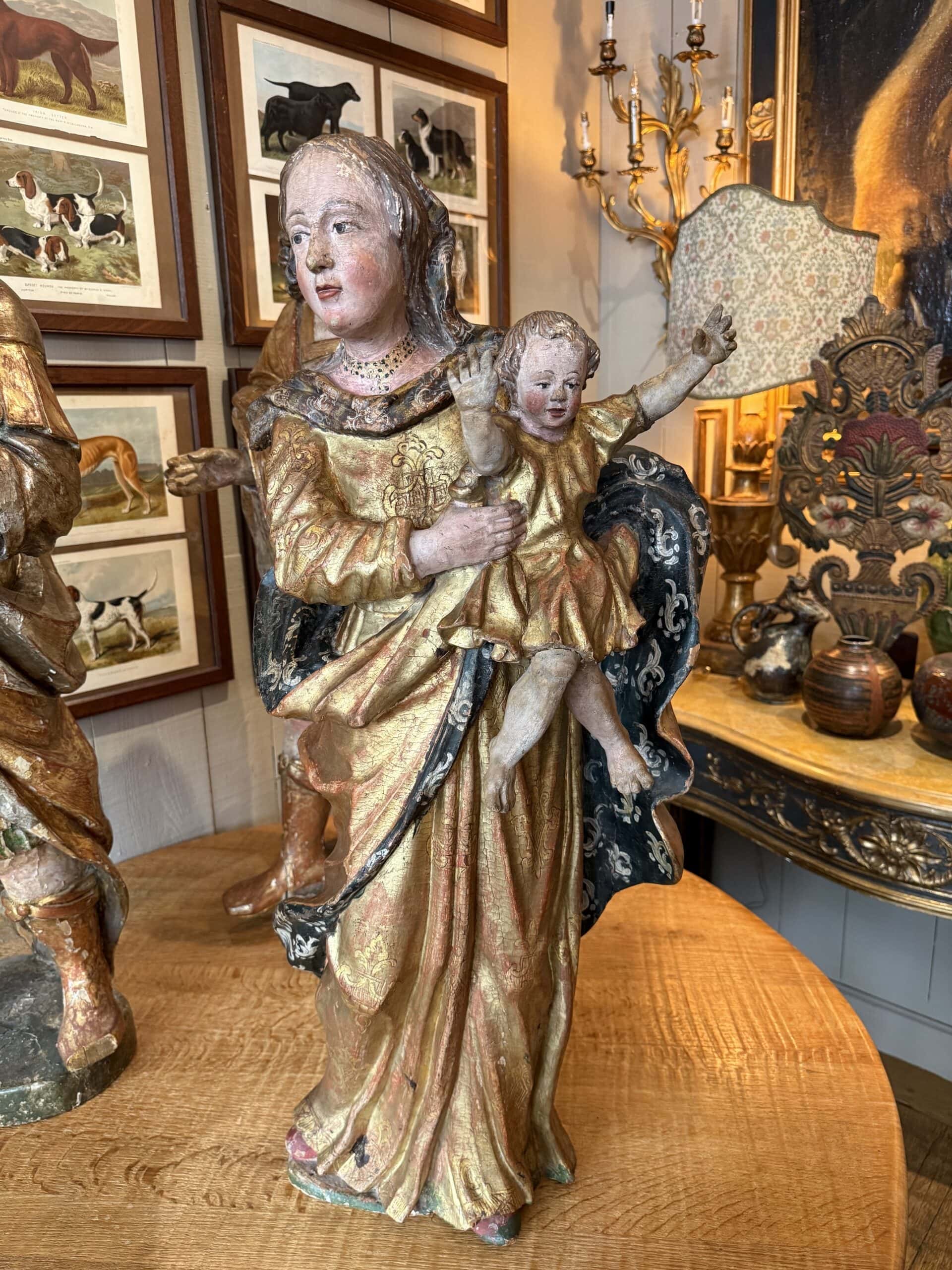 Statue de la Madone à l'enfant en bois sculpté polychrome & doré - Espagne, baroque tardif XVIIIe – Image 5