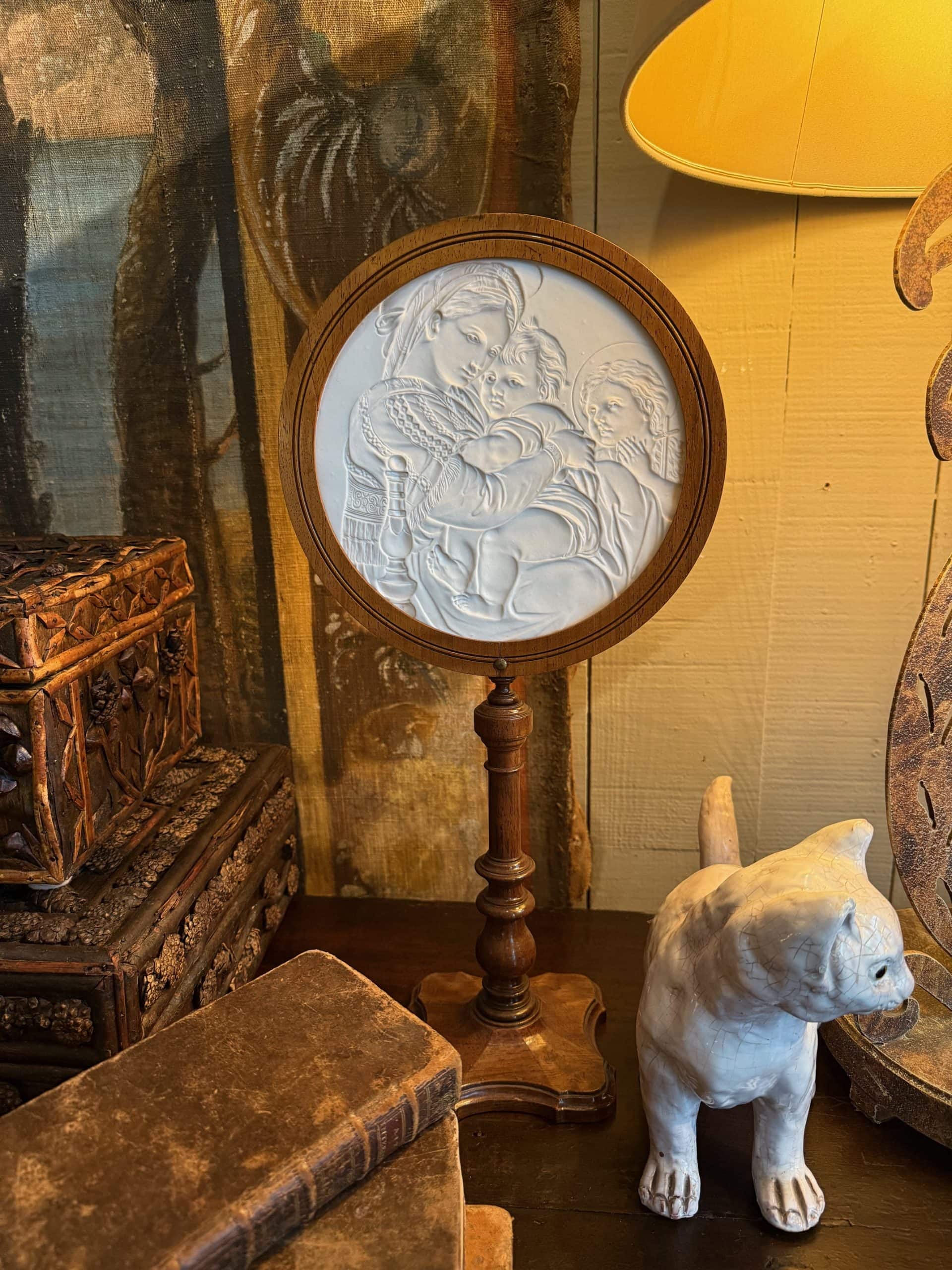 “Lithophanie” en biscuit de porcelaine figurant ” la vierge & l’enfant” d’après Raphael -XIXe