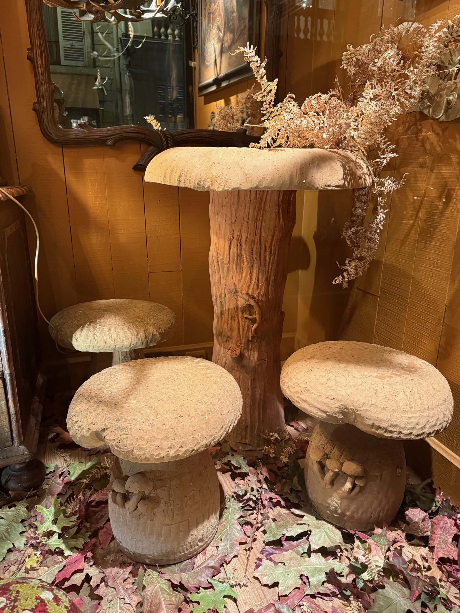 Table & 4 tabourets "champignons" en terre cuite - Italie ca.1900 – Image 5