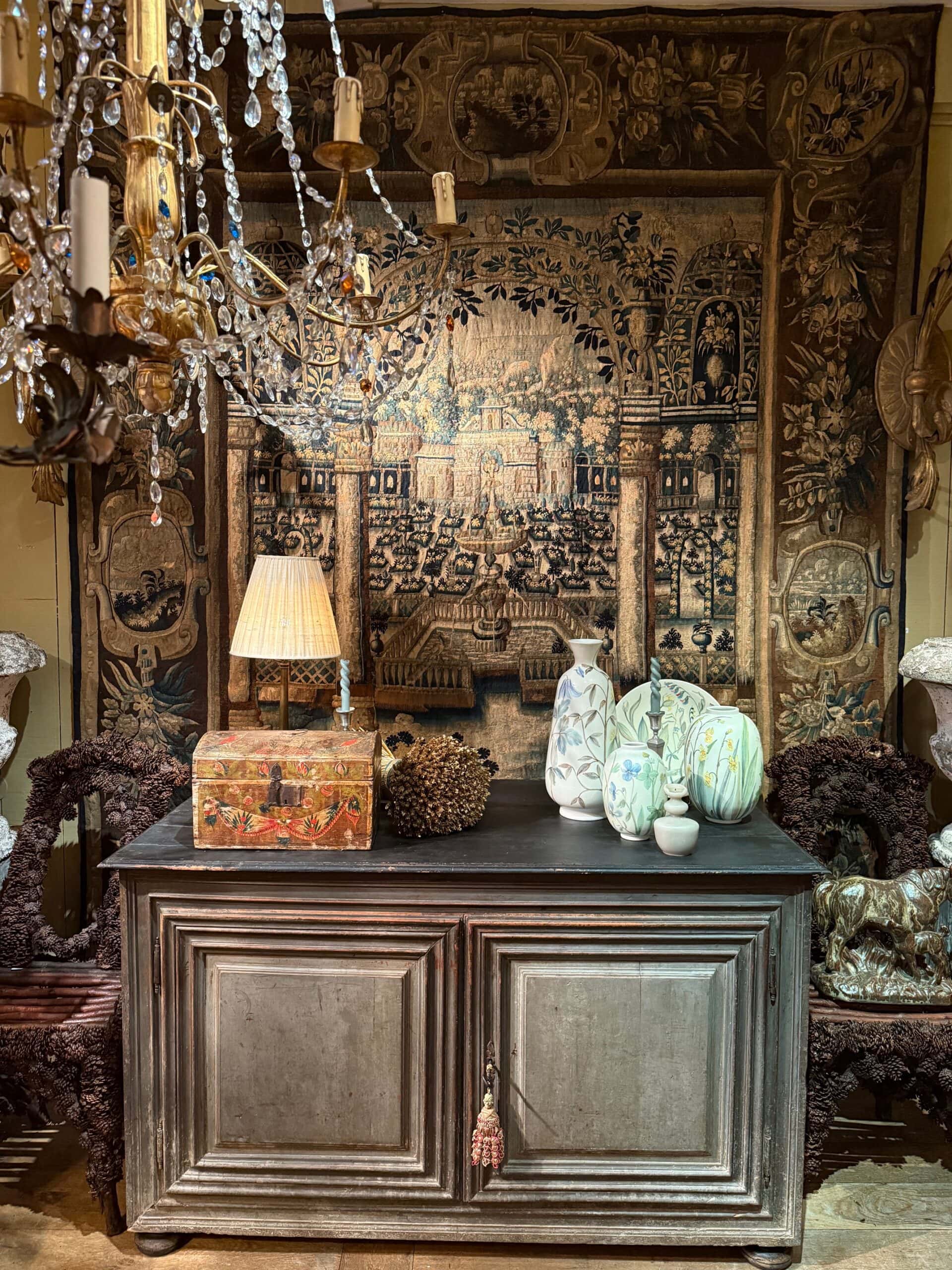 Buffet à deux portes patine gris-bleue XIXe