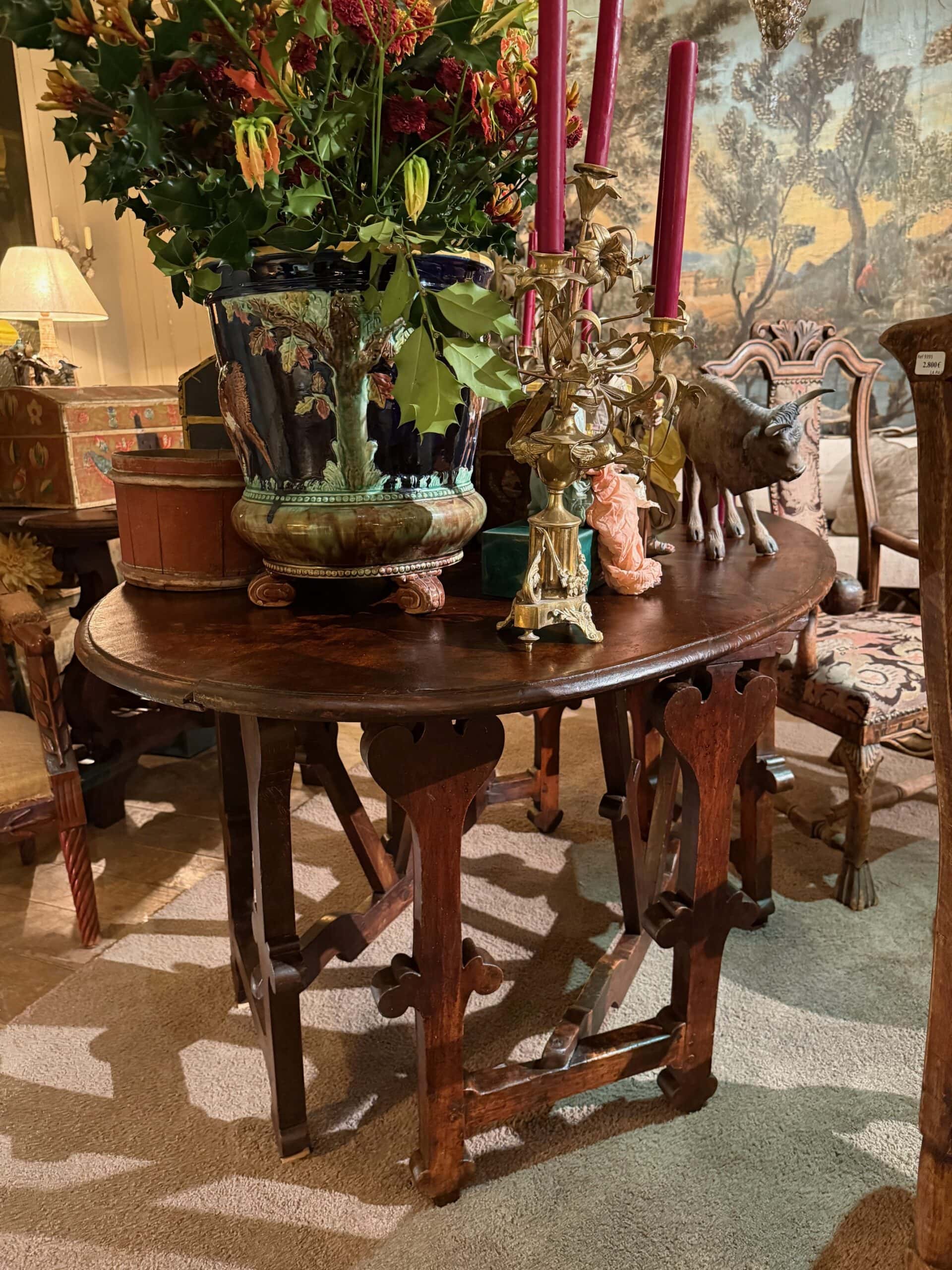 Paire de consoles en noyer patiné - Nord de l'Italie XIXe – Image 2