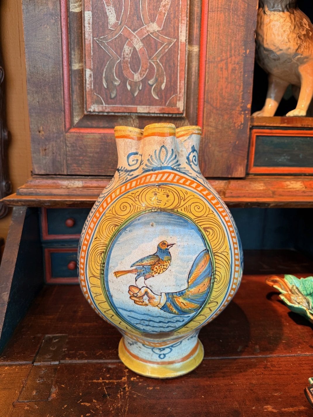 Pichet en majolique décor “oiseau perché” – Italie XIXe