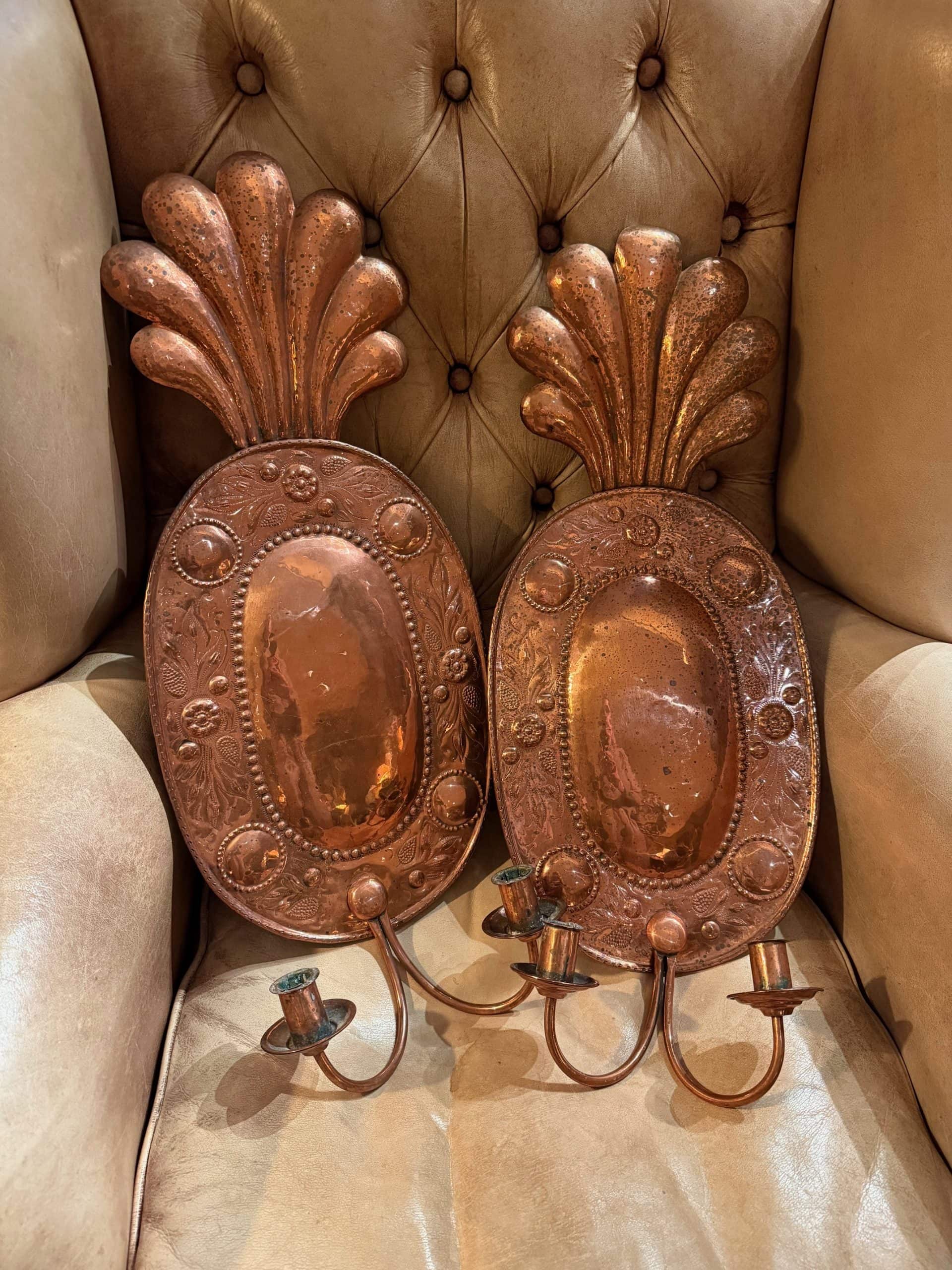 Paire d’appliques baroques – réflecteur en cuivre- Suède ca.1890