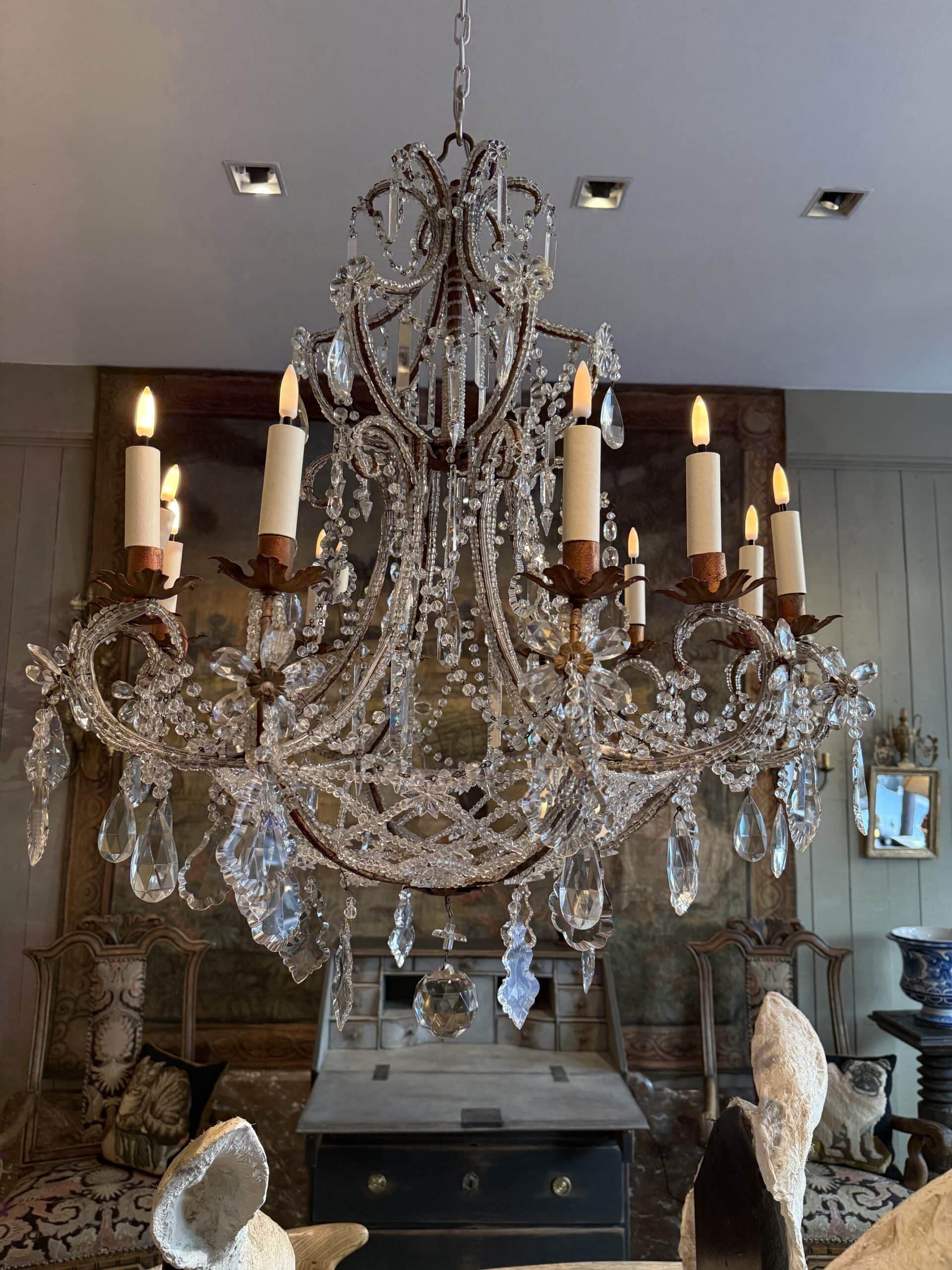 Grand lustre italien perles de verre et cristaux taillés – XIXe