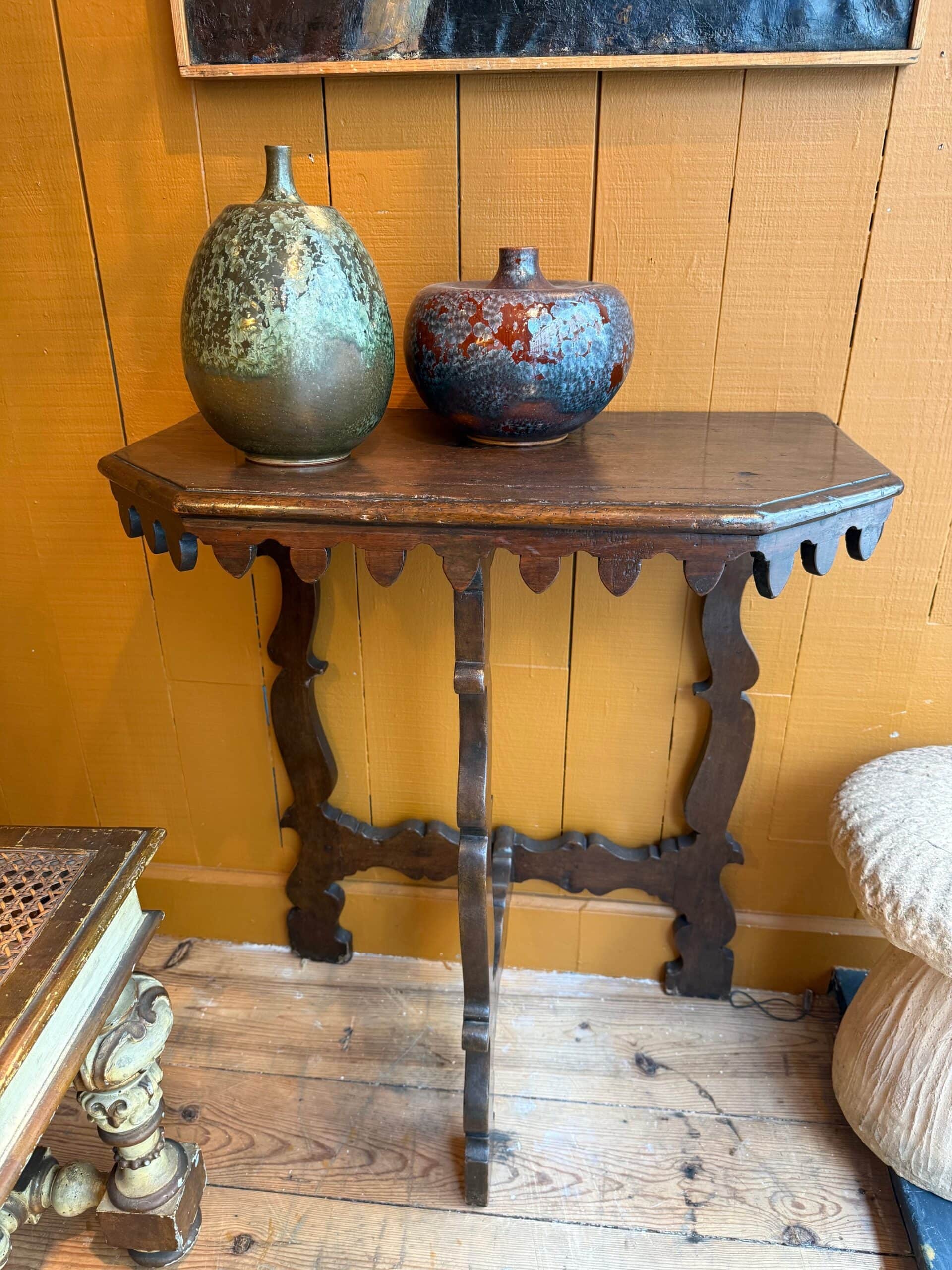 Une console italienne en Noyer patiné – Lombardie fin XIXe