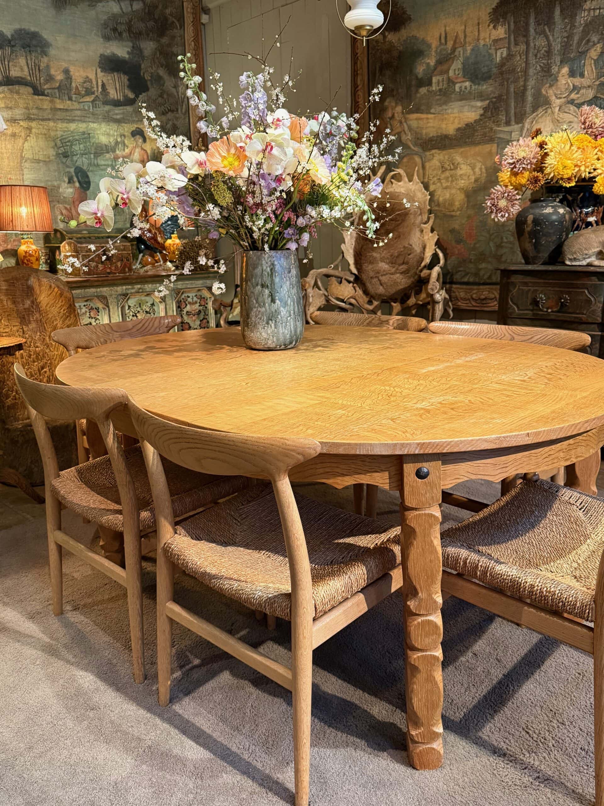 Table ronde extensible en chêne clair – Danemark ca.1950