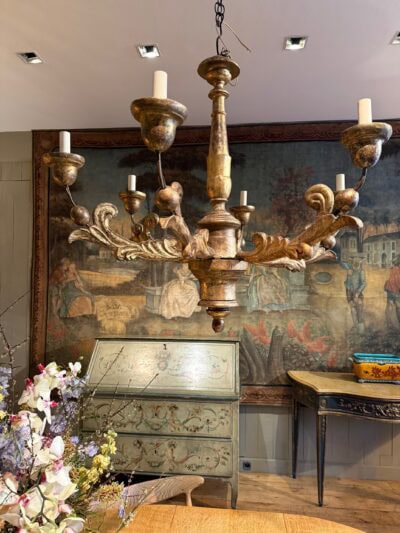 Lustre à 6 feux en bois doré Italien XIXe